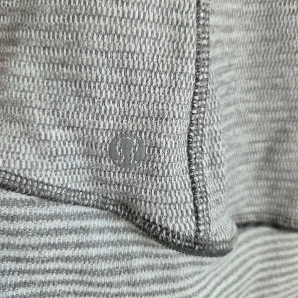 Lululemon Think Fast Pullover Mini Check Pique White Heathered Slate Size 6 - Picture 7 of 7